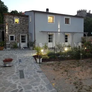 bb-pie-del-castello.hotelitalianriviera.com/